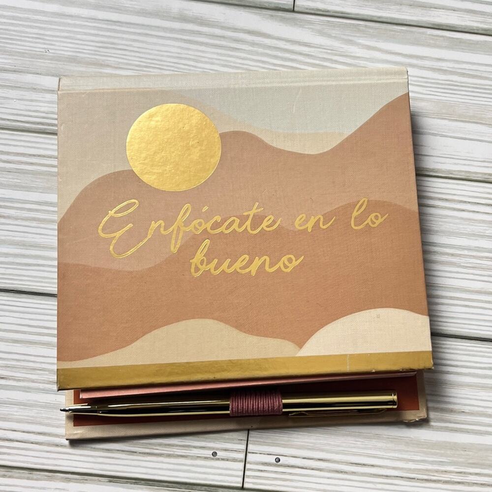Lady Jayne LTD Enfocate en lo Bueno, (focus on the good) Writing Note Pad